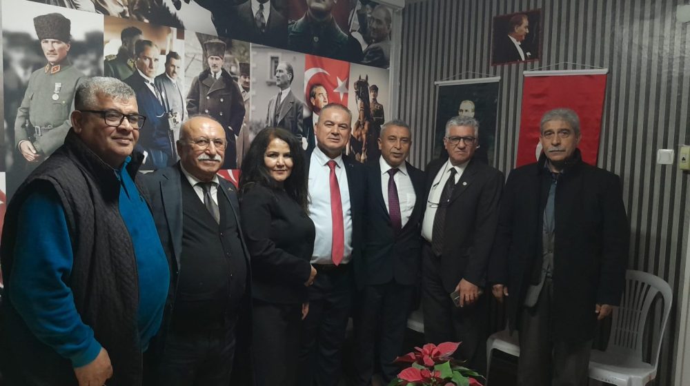 Atatürk Düşünce Derneği Yumurtalık İlçe Temsiliğiliğinin açılış Törenine yoğun ilgi