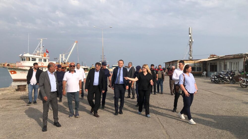 Ulaştırma ve Alt Yapı Bakanlığı  5.Bölge Müdürlüğü,Çöken Yumurtalık  Balıkçı Barınağında incelemelerde bulundu