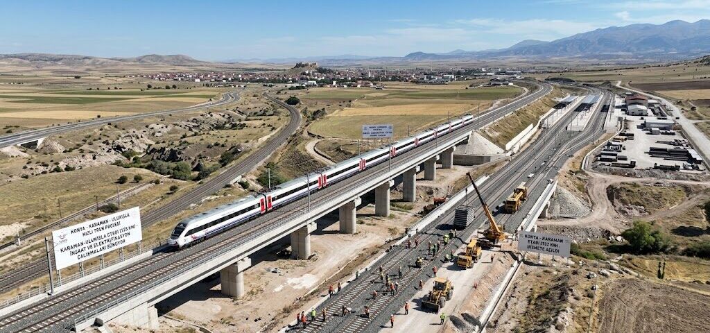 KONYA ULUKIŞLA ARASI  HIZLI TREN PROJESİ 2027 YILINDA HİZMETE GİRECEK